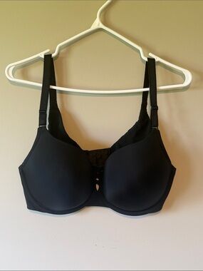 Torrid Curve XO Plunge Push-Up Smooth Bra Crisscross Detail Between Cups 38DDD